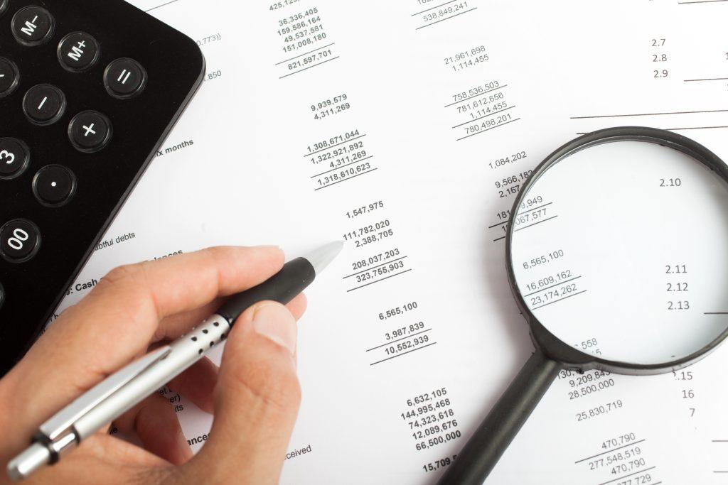 Reviewing financial statements and internal controls when the CEO quits